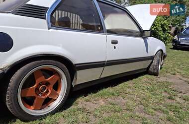 Купе Opel Ascona 1983 в Городище