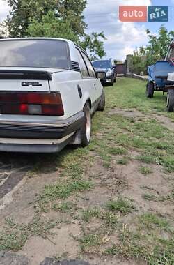 Купе Opel Ascona 1983 в 