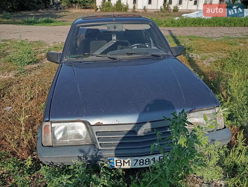 Седан Opel Ascona 1988 в Новом фото 8 Седан Opel Ascona 1988 в Новом