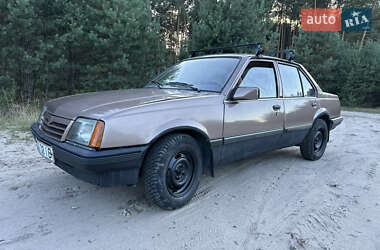 Седан Opel Ascona 1986 в Славуті
