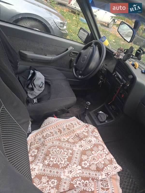 Хэтчбек Opel Ascona 1987 в Луцке