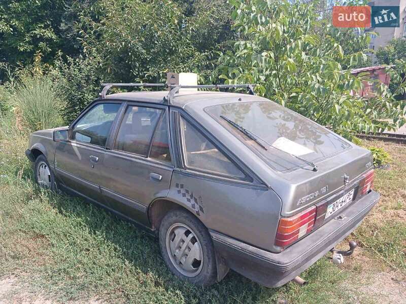 Хэтчбек Opel Ascona 1988 в Виноградове фото 3 Хэтчбек Opel Ascona 1988 в Виноградове