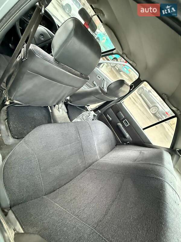 Седан Opel Ascona 1984 в Виннице