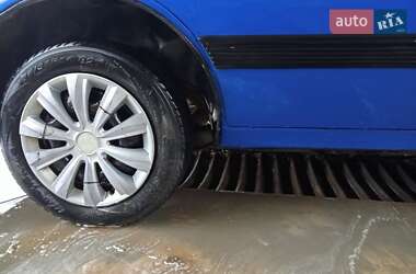 Седан Opel Ascona 1988 в Черновцах