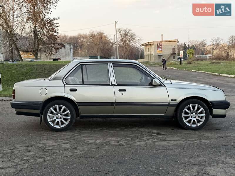 Седан Opel Ascona 1988 в Кам'янському