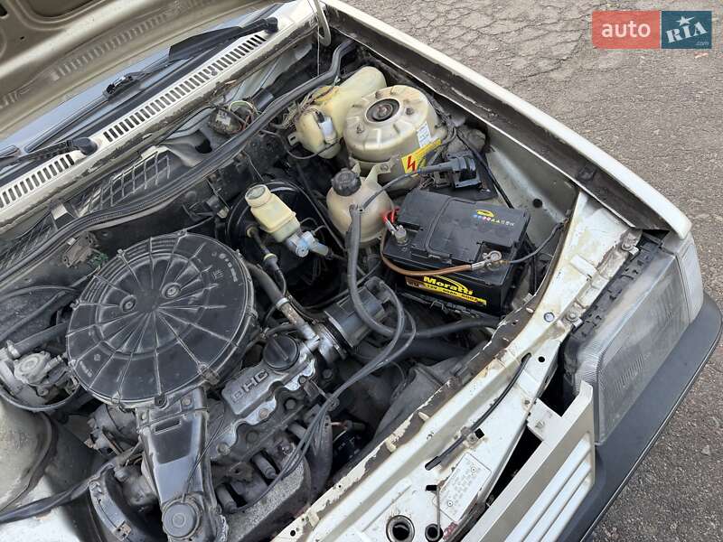 Седан Opel Ascona 1988 в Кам'янському