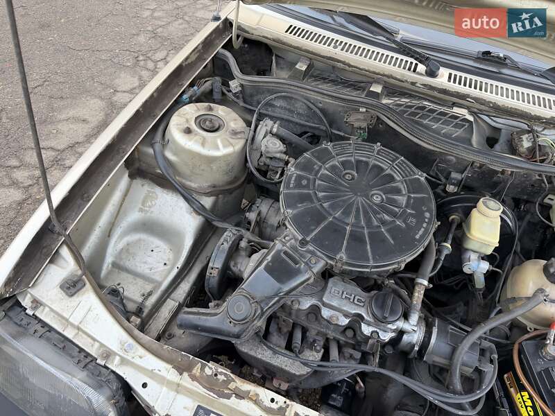 Седан Opel Ascona 1988 в Кам'янському