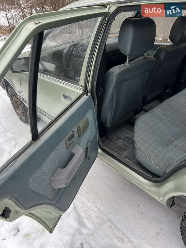 Седан Opel Ascona 1985 в Украинке