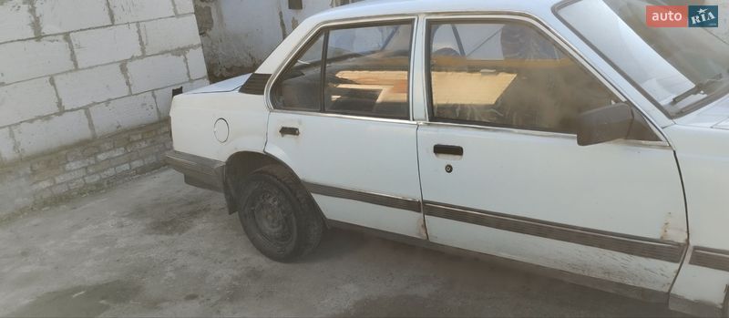 Седан Opel Ascona 1986 в Сумах фото 3 Седан Opel Ascona 1986 в Сумах