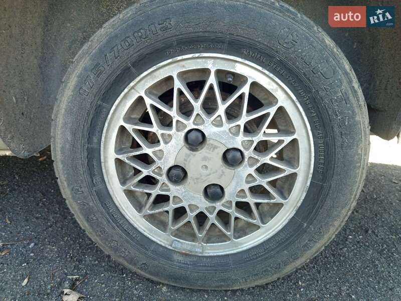 Седан Opel Ascona 1988 в Виннице