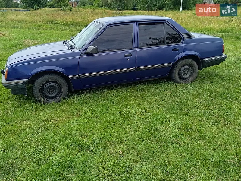 Opel Ascona 1984
