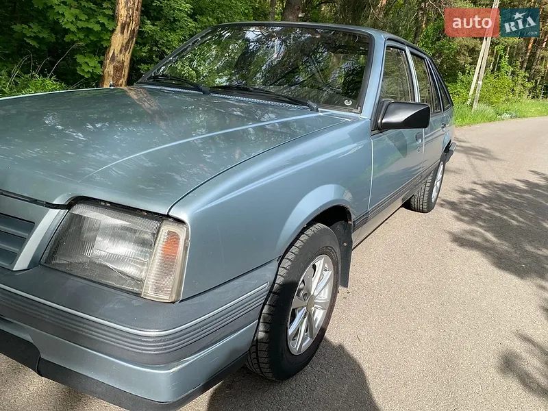 Opel Ascona