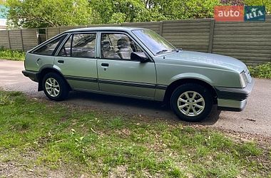 Хэтчбек Opel Ascona 1987 в Житомире