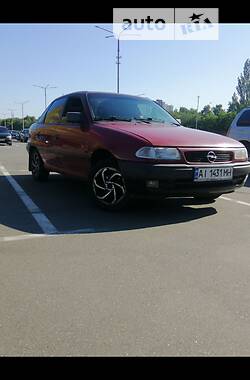 Седан Opel Astra F 1994 в Киеве
