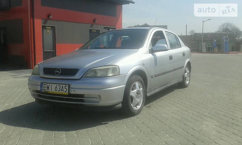 Opel Astra 1999 года