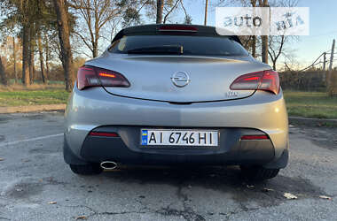 Хэтчбек Opel Astra GTC 2013 в Киеве