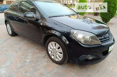 Хэтчбек Opel Astra GTC 2006 в Киеве