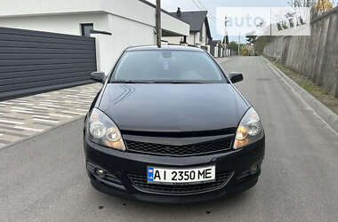 Хэтчбек Opel Astra GTC 2007 в 