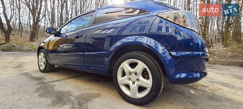 Хэтчбек Opel Astra GTC 2008 в Тернополе