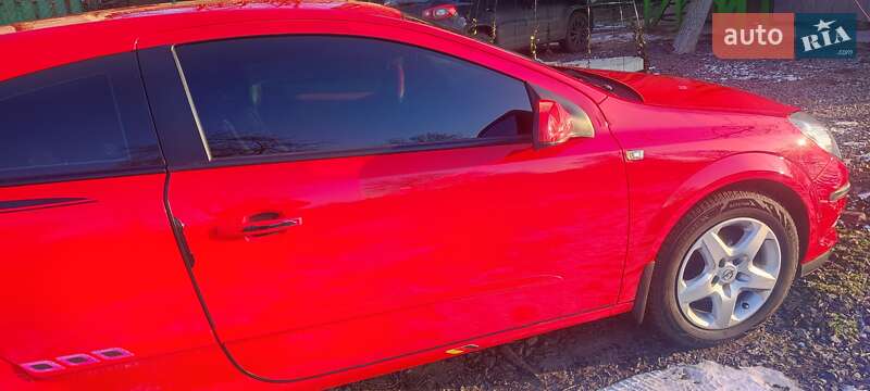 Хетчбек Opel Astra GTC 2008 в Первомайську