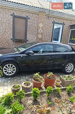 Хэтчбек Opel Astra GTC 2005 в 