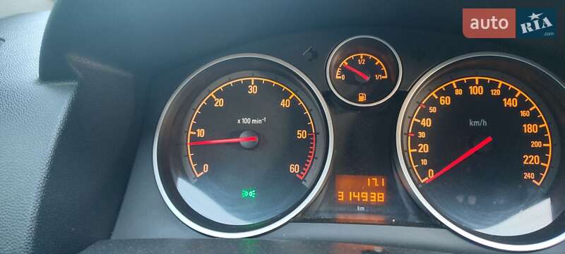 Хэтчбек Opel Astra GTC 2006 в Звягеле