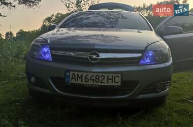 Хэтчбек Opel Astra GTC 2006 в 