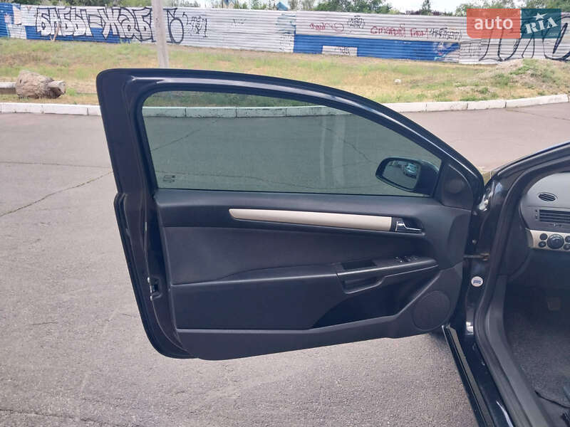 Хетчбек Opel Astra GTC 2008 в Кривому Розі