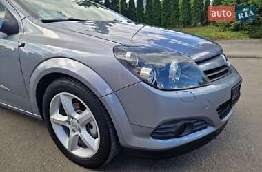 Хэтчбек Opel Astra GTC 2006 в 