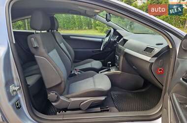 Хэтчбек Opel Astra GTC 2006 в 