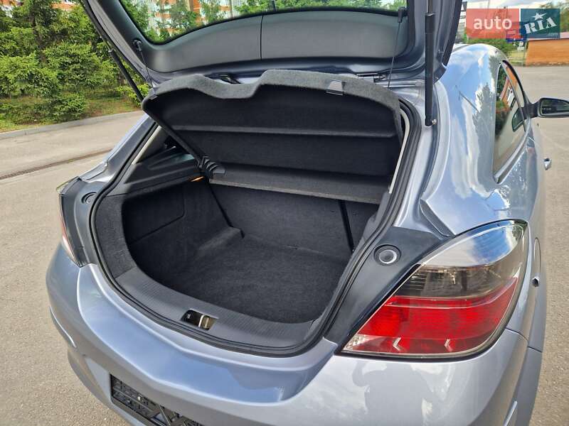 Хетчбек Opel Astra GTC 2006 в Тернополі