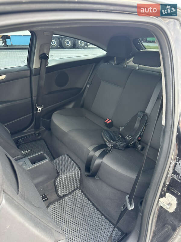 Хэтчбек Opel Astra GTC 2007 в Житомире