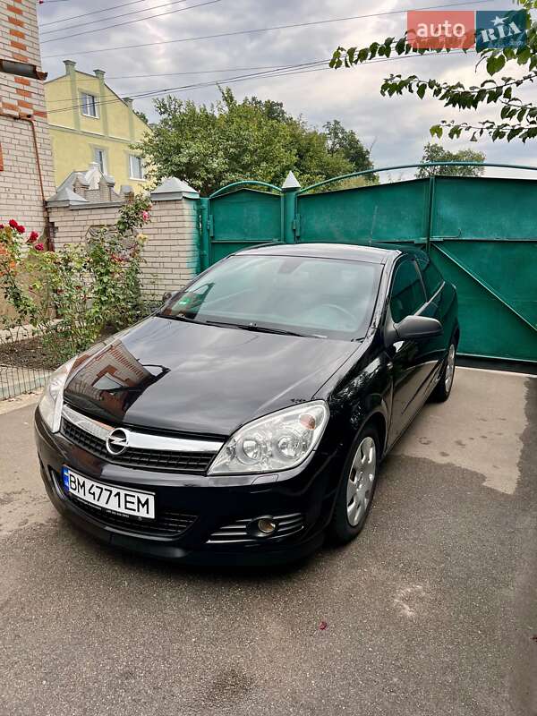 Купе Opel Astra GTC 2007 в Сумах