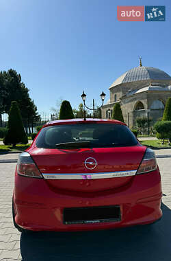 Хэтчбек Opel Astra GTC 2008 в 