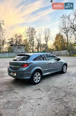 Хетчбек Opel Astra GTC 2007 в 