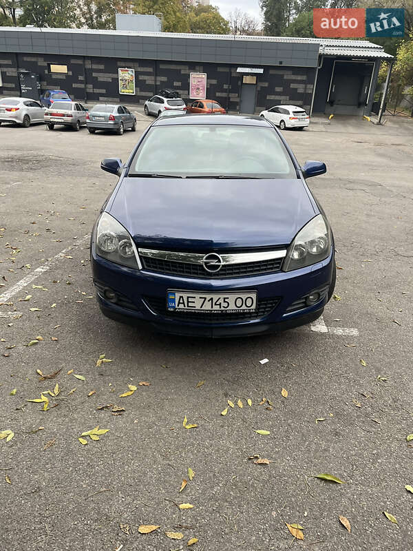 Хэтчбек Opel Astra GTC 2008 в Днепре фото 2 Хэтчбек Opel Astra GTC 2008 в Днепре