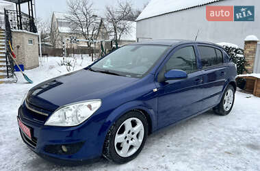 Хэтчбек Opel Astra GTC 2007 в Гнивани
