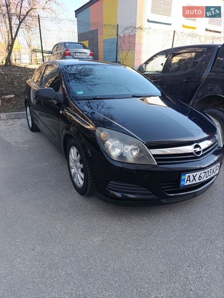Opel Astra GTC 2005