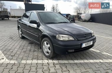 Хэтчбек Opel Astra GTC 2006 в Луковцах