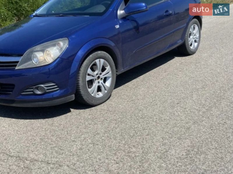 Opel Astra GTC 2006