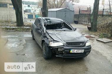 Седан Opel Astra 2006 в 
