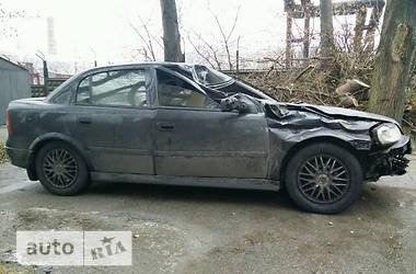 Седан Opel Astra 2006 в 