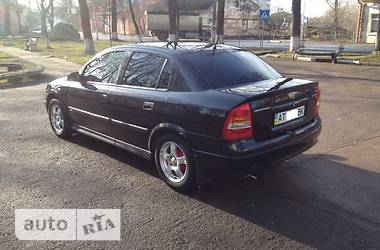 Седан Opel Astra 2006 в 
