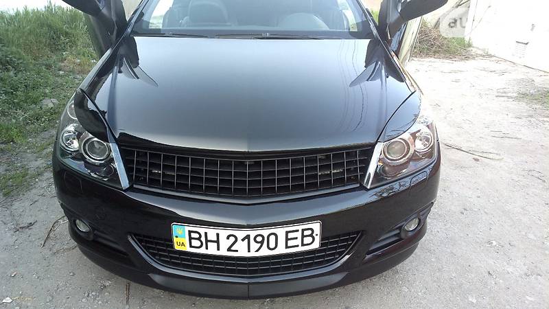 Кабриолет Opel Astra 2007 в Одессе