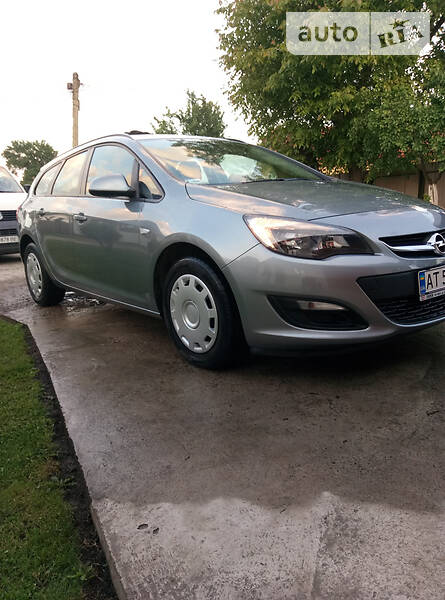 Opel Astra 2013