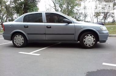 Седан Opel Astra 2006 в Києві