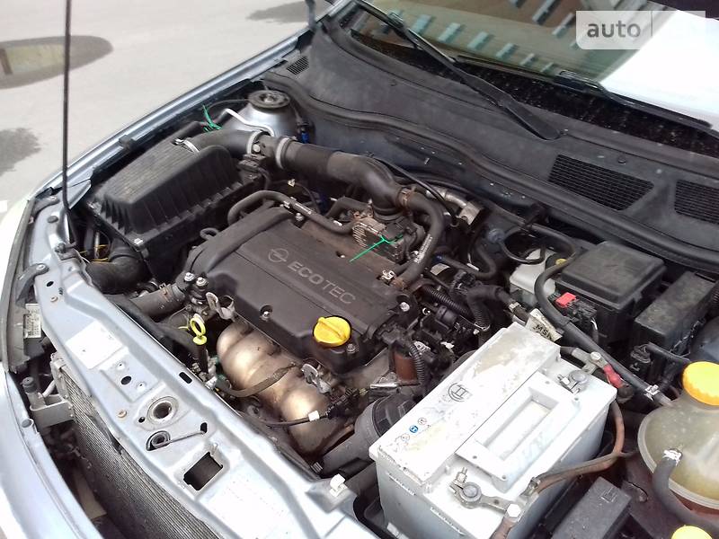Седан Opel Astra 2006 в Києві