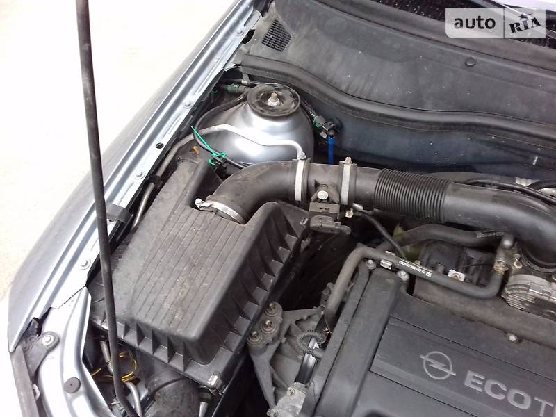 Седан Opel Astra 2006 в Києві