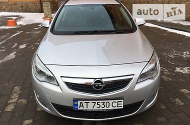  Opel Astra 2011 в Коломые