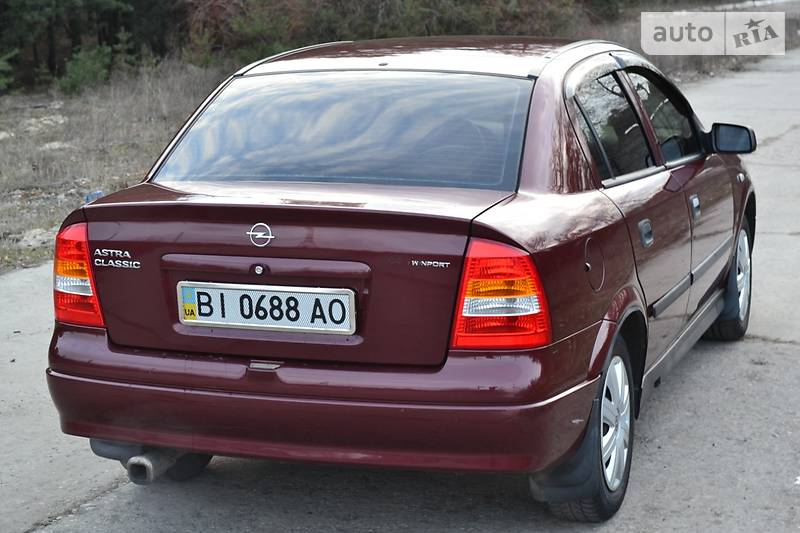 Седан Opel Astra 2007 в Горішніх Плавнях